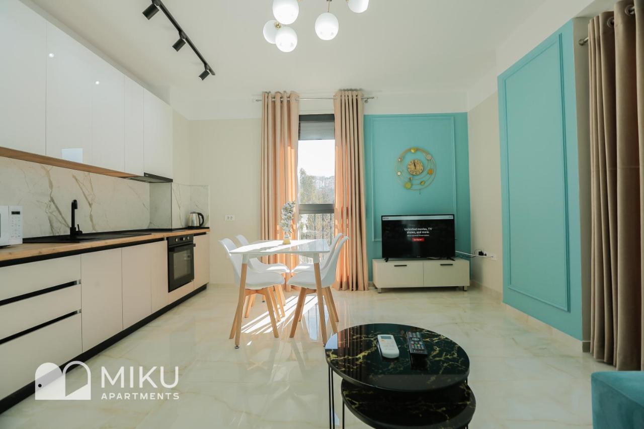 Miku Apartment - Bright 1 Bedroom Apartment At Olympic Residence Tirana Exteriör bild